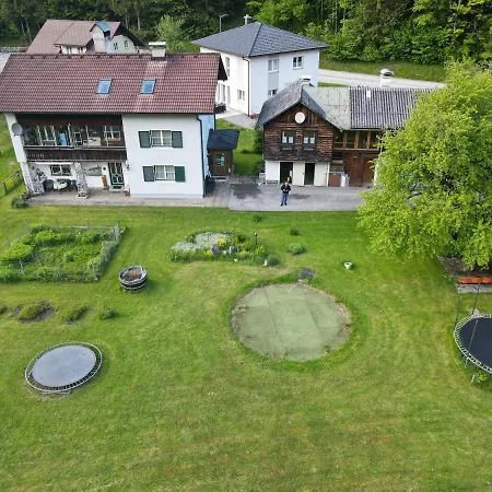 弗里恩翁史翠克酒店 公寓 *