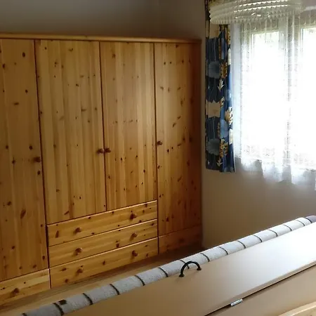 弗里恩翁史翠克酒店 公寓 上特劳恩