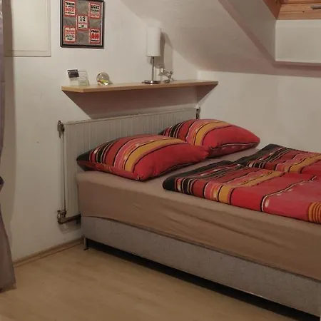 公寓 弗里恩翁史翠克酒店 上特劳恩