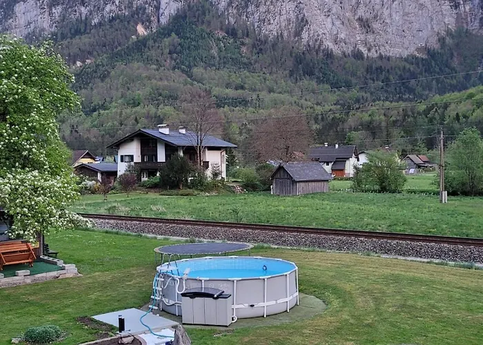 Daire Stricker Obertraun